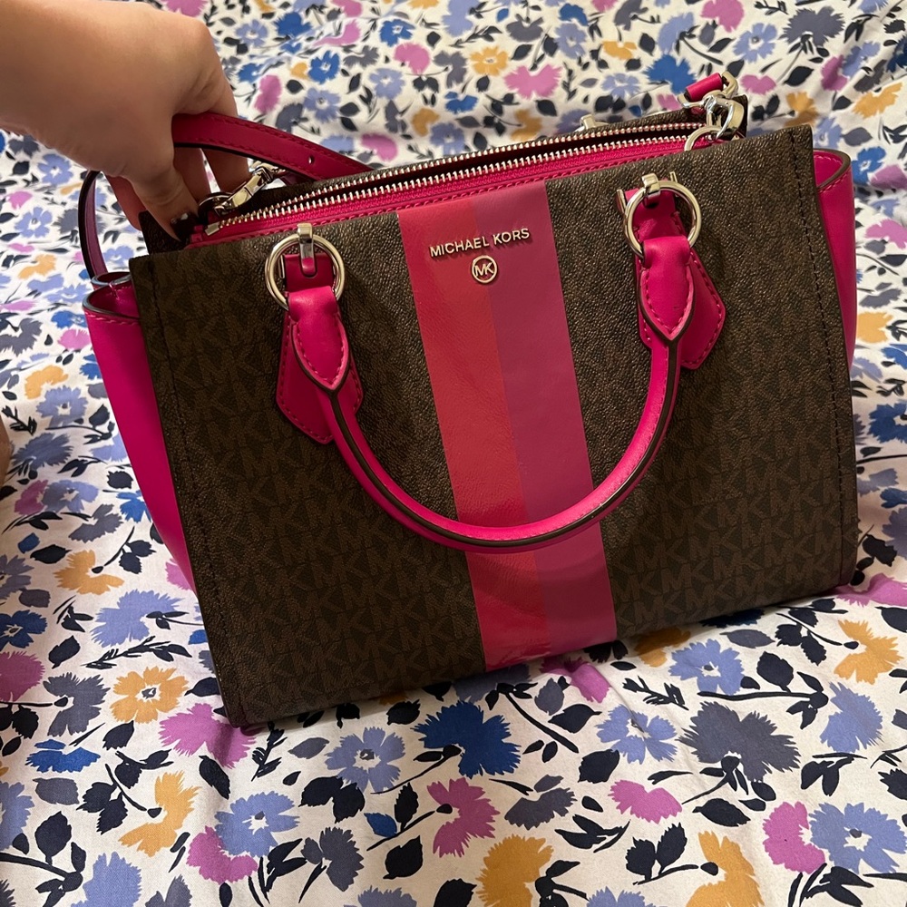 Michael Kors pink bag